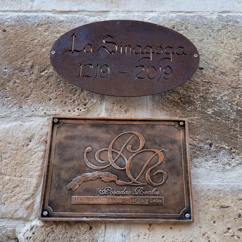 La Sinagoga Guest House Penaranda de Duero Bagian luar foto