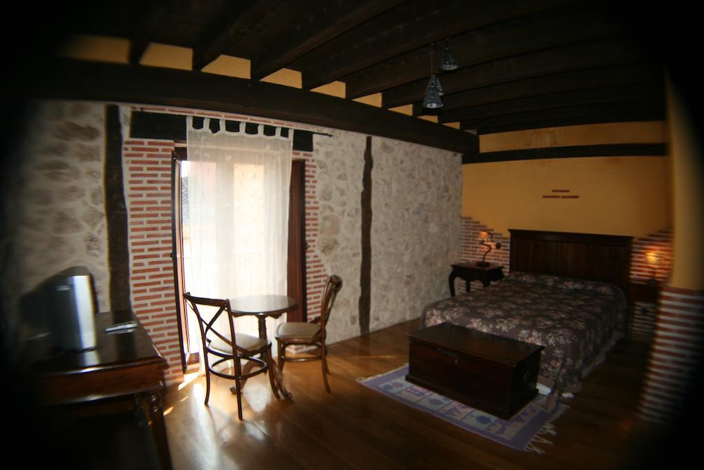 La Sinagoga Guest House Penaranda de Duero Bagian luar foto